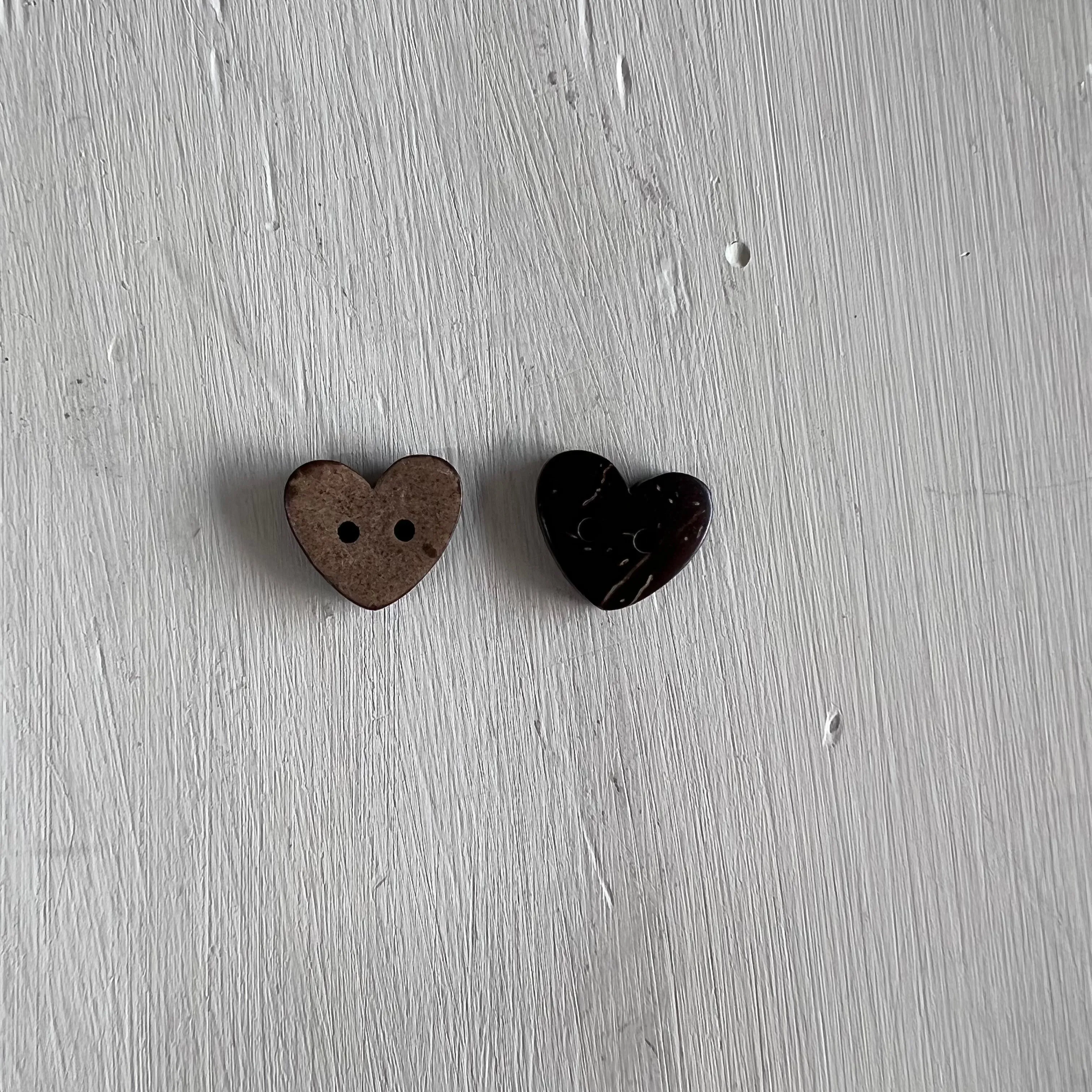 Coconut Shell Buttons - Hearts