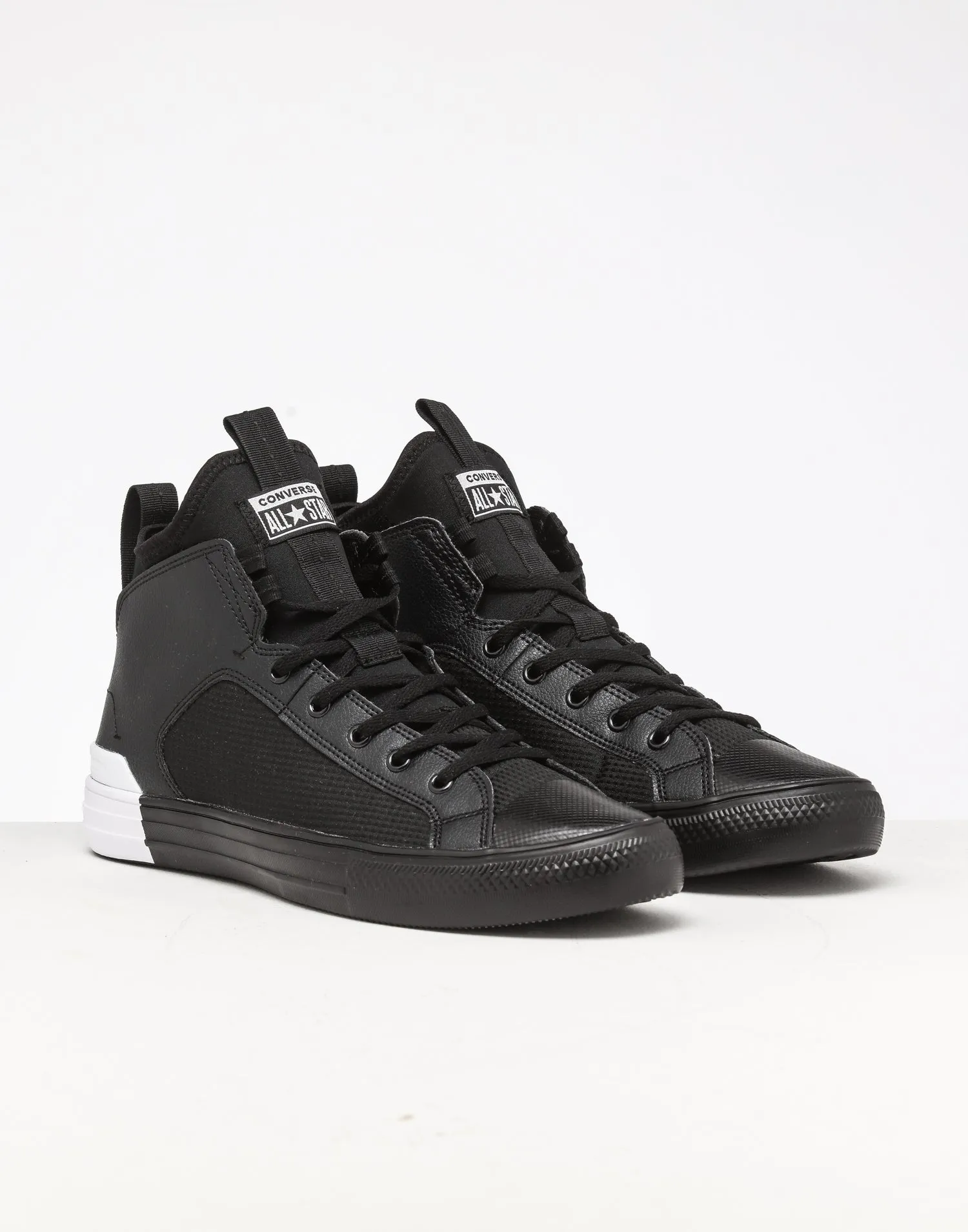 Converse Chuck Taylor All Star Ultra Black/White