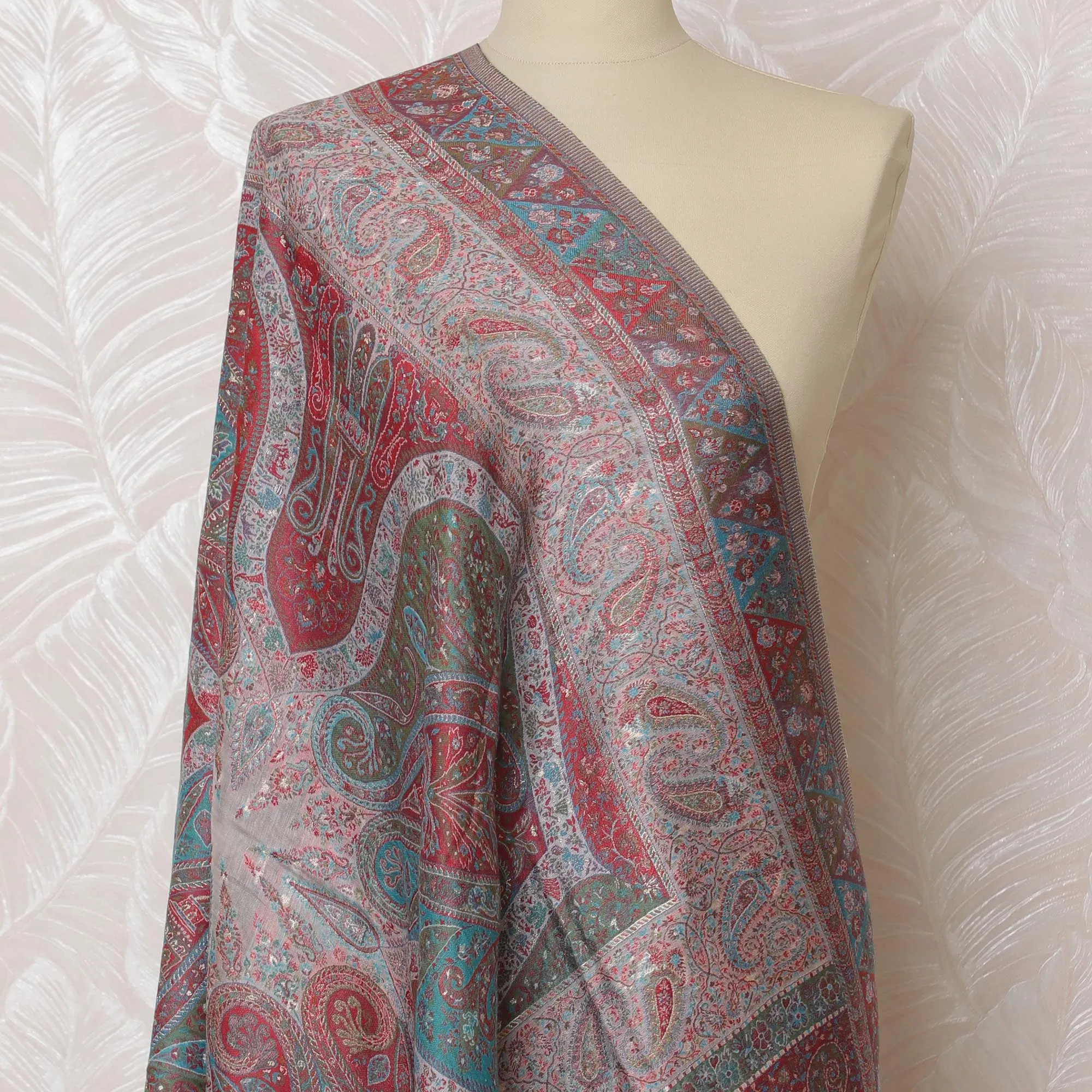 Gray and Red Paisley Silk Jacquard Dupatta with Fringed Edges – 235 X 95 Cms, India-D20301