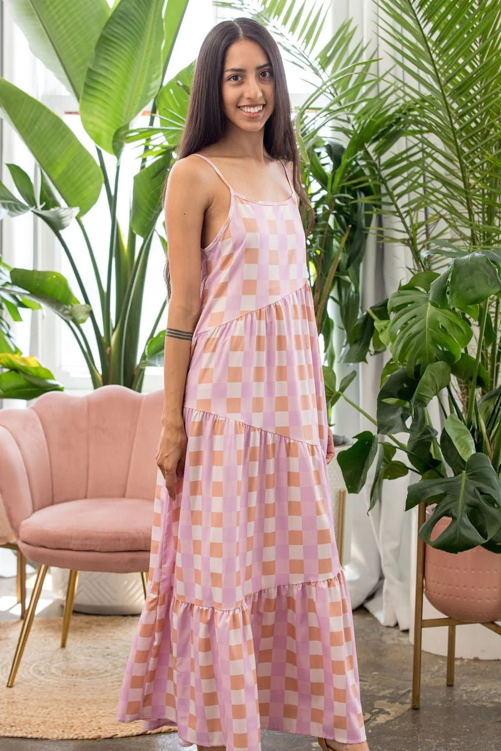 Nina's Dreamy Gingham Maxi Dress - Pink