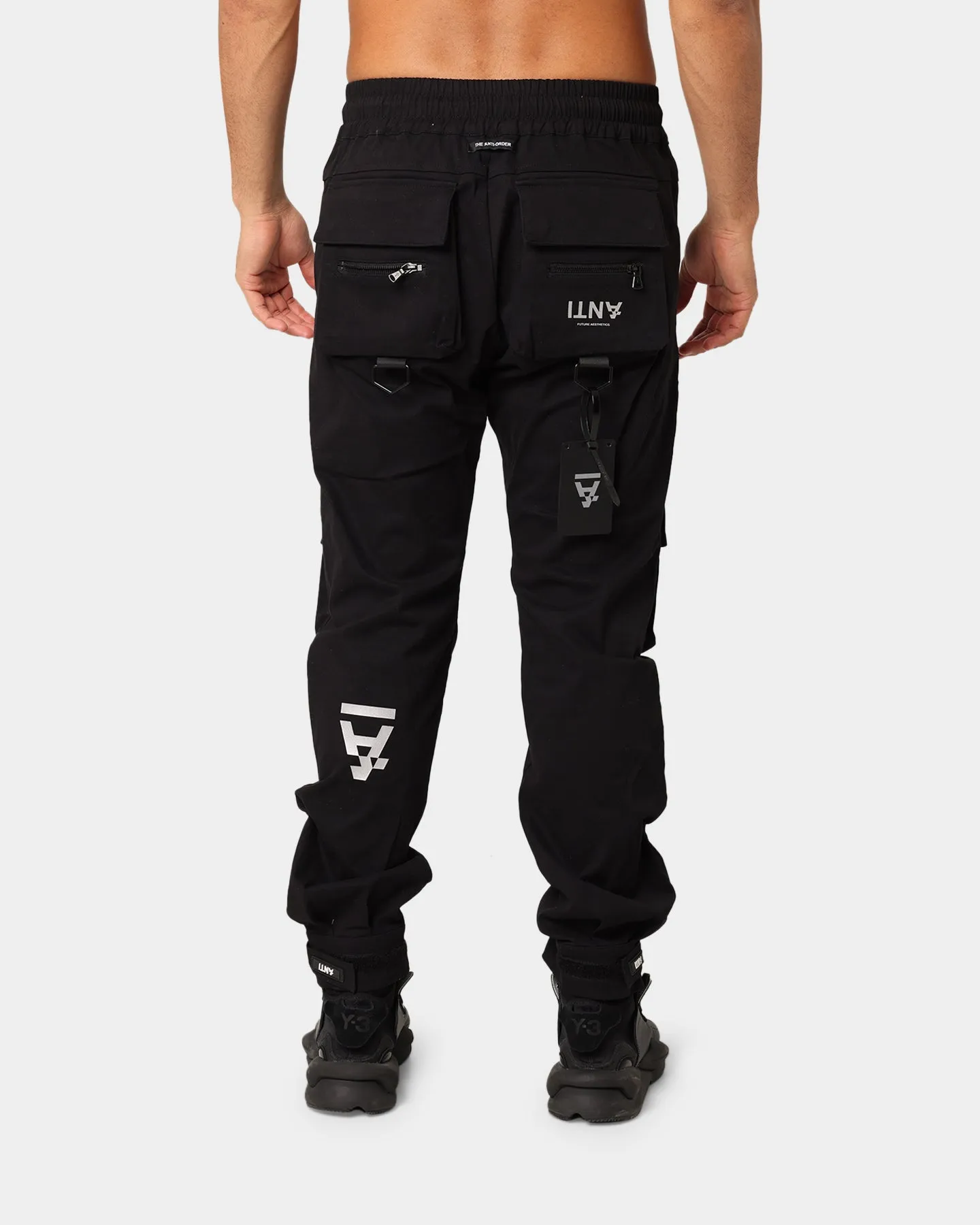 The Anti Order Reflective Jogger X Black/Reflective