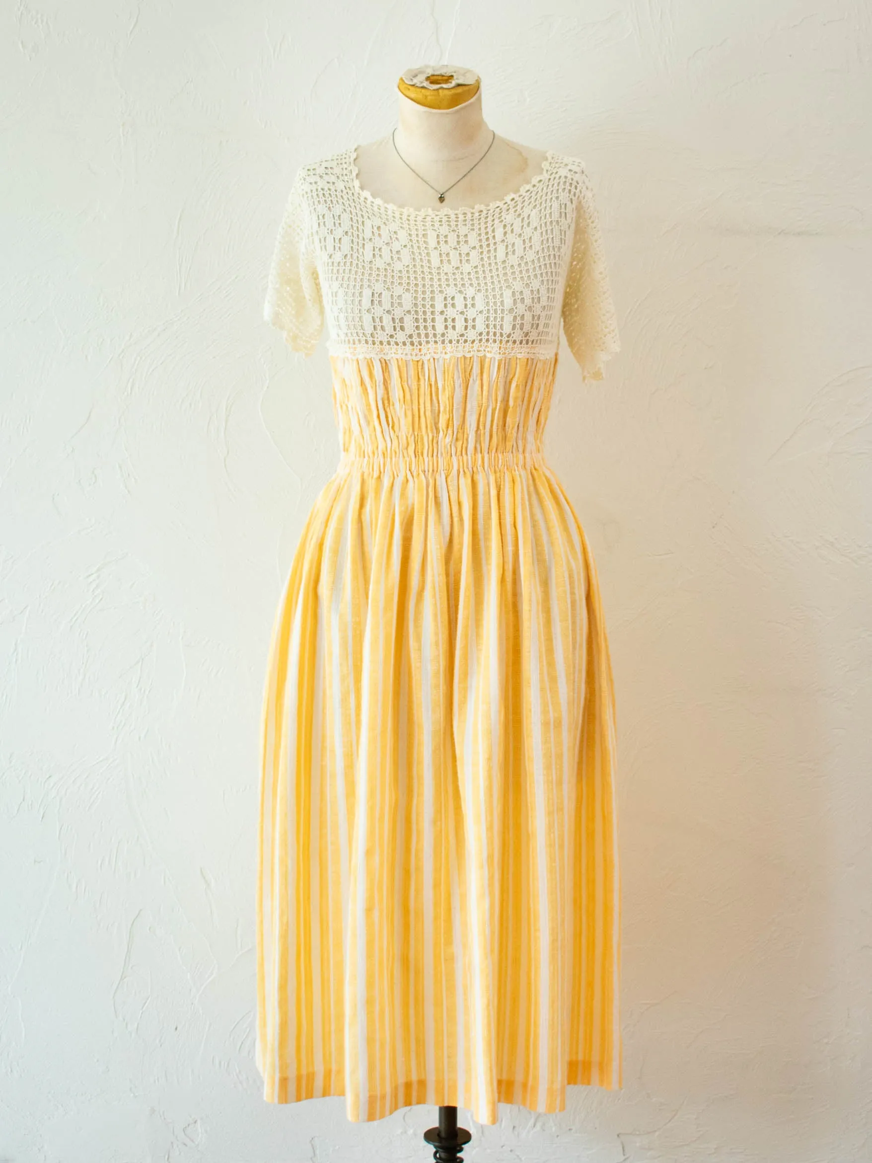 Vintage 1970s Creamsicle Striped Cotton & Crochet Sundress S/M